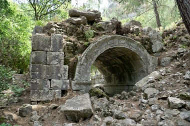 Antik Likya kent Olympos (Çıralı, Türkiye kalıntıları)