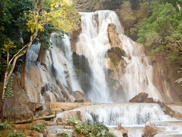 Куанг Сі водоспаду біля Луанг Прабанг, Лаос — стокове фото