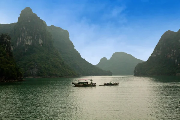 Hạ long bay, vietnam — Foto de Stock