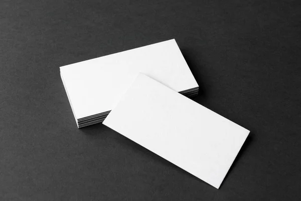 Cartões Branco Mockup Fundo Preto Espaço Cópia Para Texto — Fotografia de Stock