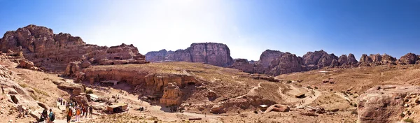 Montagnes de l'ancienne ville de Petra dans le sud de la Jordanie — Photo