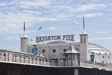 Brighton Beach iskelesinden üzerinde Güney sahil Büyük Britanya