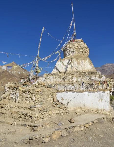 Buddhist stupa — Stock Photo, Image