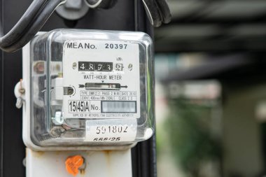 Ev ve ofisteki enerji maliyeti için elektrik ölçüm sayacı.