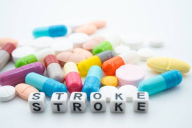 İlaç ve ilaç ile kelime vurun..