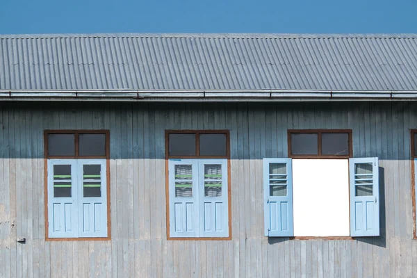 Pared ventana madera — Foto de Stock