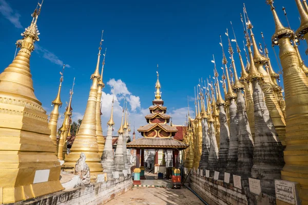 Village Indein Pagode, Lac Inle, Myanmar — Photo