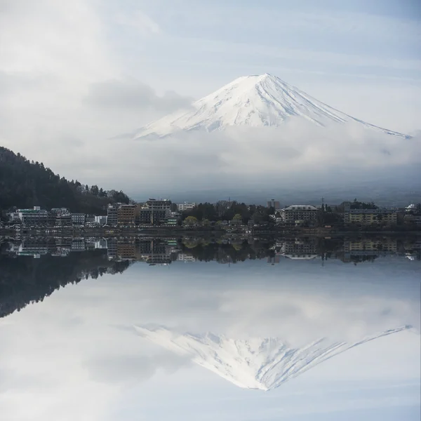 Reflet du fuji au Japon — Photo