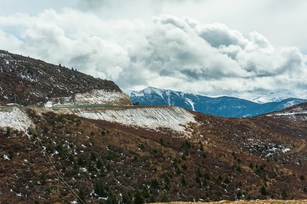 Montagna di neve — Foto Stock