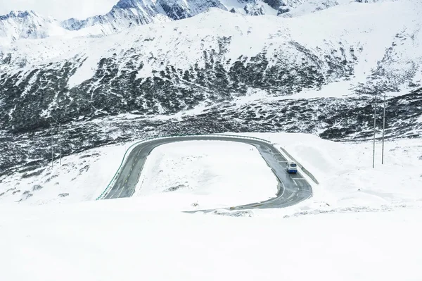 Snow Mountain in winter — Stock Photo, Image