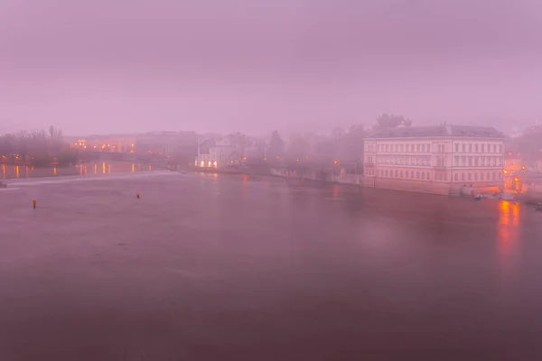 Őszi Hajnal Történelmi Prágában Károly Hídnál Moldva Folyó Felett Prága — Stock Fotó