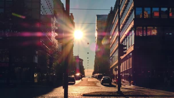 Helsinki Finnland Oktober 2020 Sonnenuntergang Zwischen Gebäuden Zentrum Von Helsinki — Stockvideo
