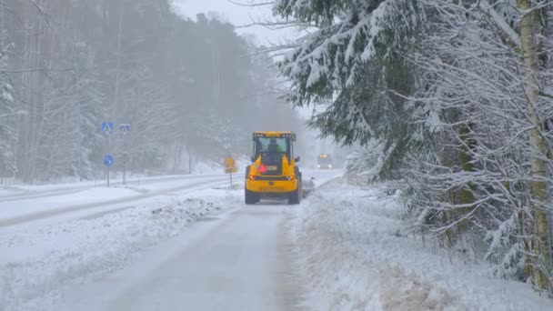 Esbo Finland Januari 2021 Jcb Traktorn Rensar Gatan Efter Vinterstorm — Stockvideo