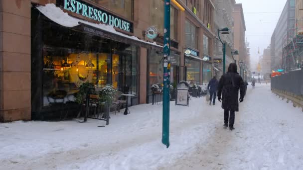 Helsinki Finnország 2021 Január Street Central Helsinki Strong Snowstorm Espresso — Stock videók