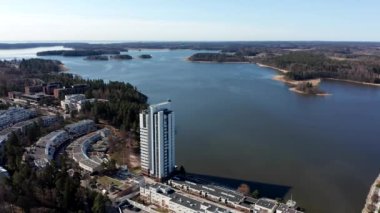 Finlandiya 'nın Espoo kentindeki Kivenlahti mahallesinin hava manzarası.