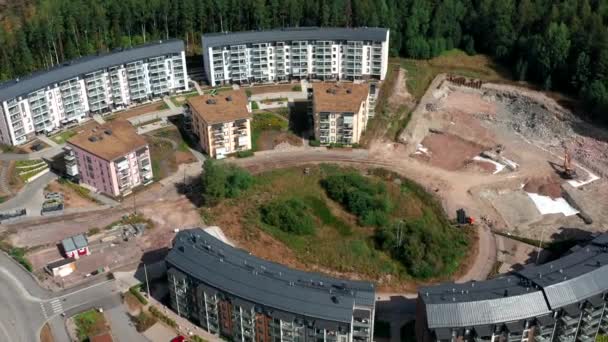 卡利欧拉赫德的空中景观是芬兰埃斯波的一个全新社区 新的公寓楼现代北欧建筑 — 图库视频影像
