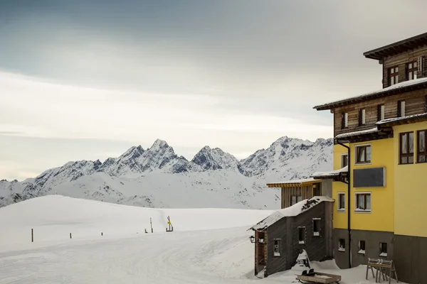 Horské útočiště v rakouských Alpách — Stock fotografie