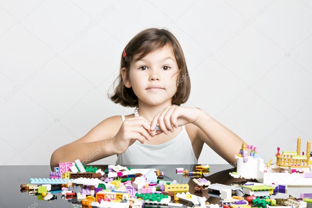 Lego online little girl