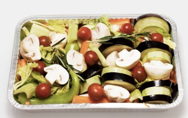 Folyo tavada hazırlanan sebzeler