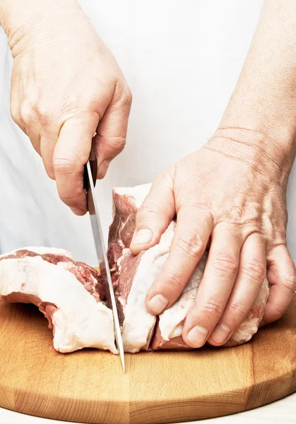Cortar carne de cordero — Foto de Stock