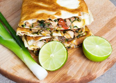 Meksikalı quesadillas.