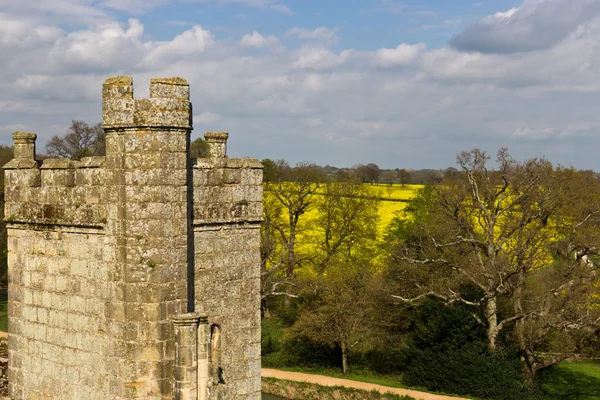 Средневековая каменная башня — стоковое фото