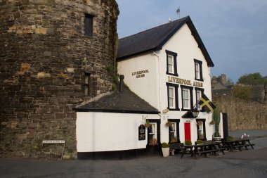 Conwy/Galler - 21 Nisan 2014: The Liverpool Arms pub bulunan alo