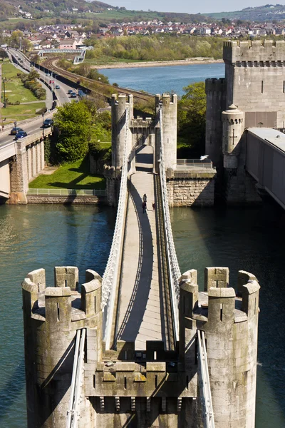 Most a gate tower pro Conwy hrad — Stock fotografie