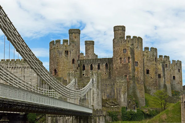 Conwy hrad středověké tvrze v severním Walesu — Stock fotografie