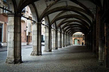 Bruges, Belçika sütunlarla kapalı kaldırım