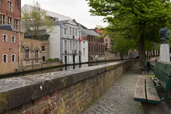 比利时布鲁日的中世纪中心安静的街道 — 图库照片