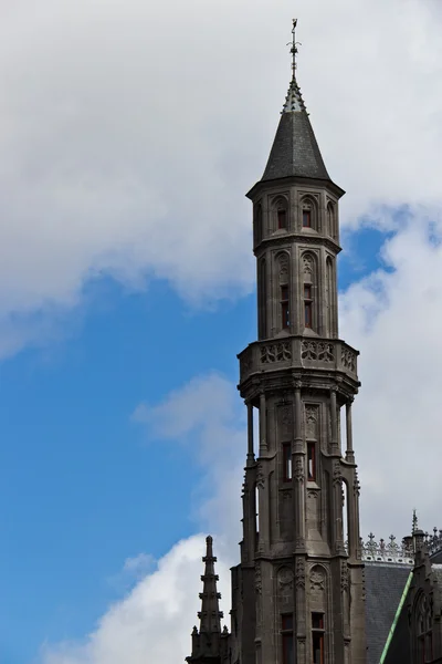 Neogothical архітектури деталі провінційних Hof в Брюгге — стокове фото
