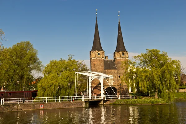 The Eastern Gate (Oostpoort) in Delft, an example of Brick Gothi — Stock Photo, Image