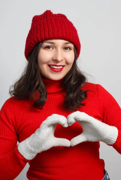 Woma Woman Red Sweater Mittens Hat Folded Her Hands Fold — Stock Photo, Image