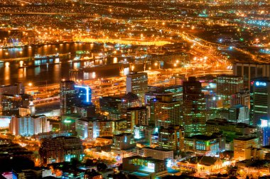 Cape Town şehir merkezinin gece manzarası, Güney Afrika