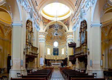 İç Santissima Annunziata Kompleksi, Sulmona, İtalya