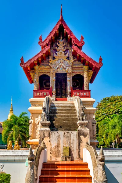 清迈Wat Phra Singh的Ho Trai 图书馆 — 图库照片