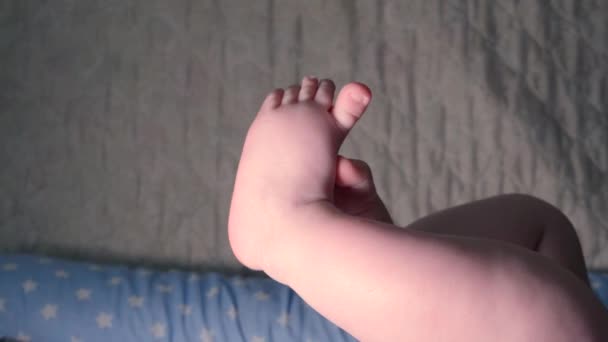 Baby Legs Foot Close Baby Skin Care Concept — Stock Video