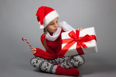 Noel hediyesi ile sürpriz kız