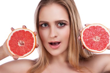 Greyfurt olan güzel kadın 