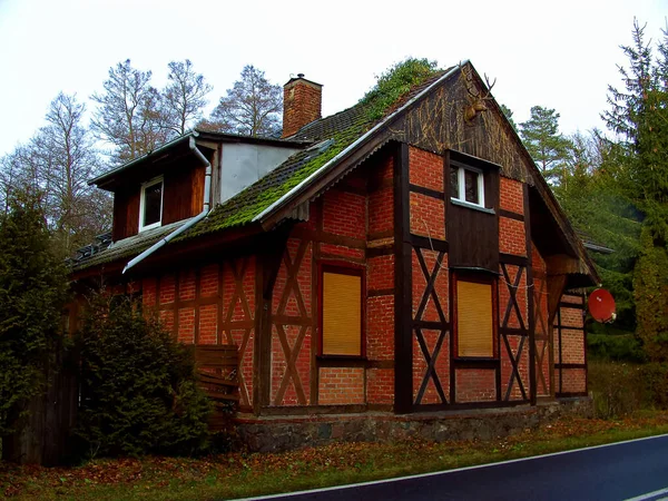 Poloroubená Budova Uckermarku — Stock fotografie