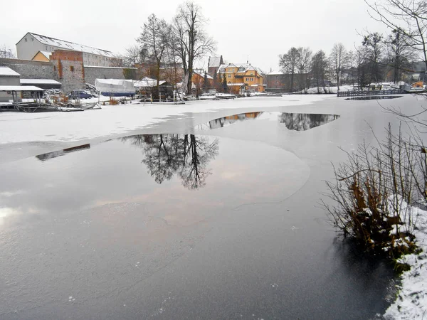 Der Zugefrorene Stadtsee Der Uckermark — Stockfoto