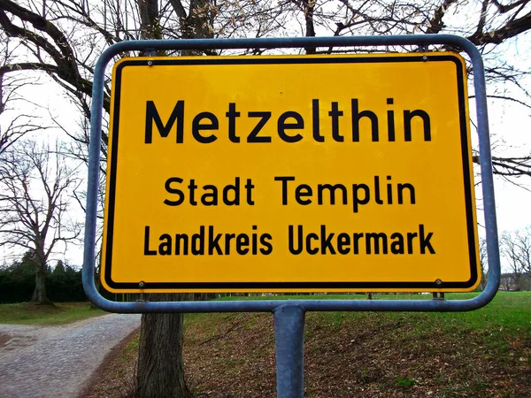 Das Ortseingangsschild Von Metzelthin Templin Der Uckermark — Stockfoto