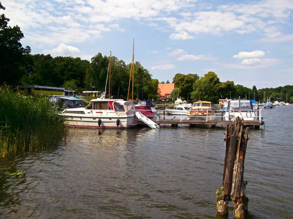 Vacaciones Lago Uckermark —  Fotos de Stock