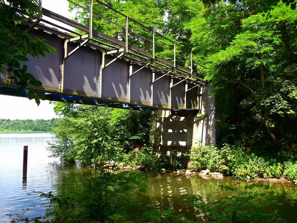 Brückenruine Einer Stillgelegten Eisenbahnlinie — Stockfoto