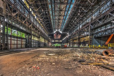 Büyük terk edilmiş endüstriyel Salonu