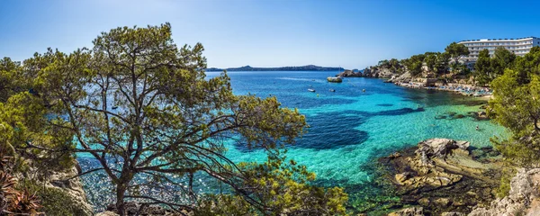 Cala Fornells Bay em Maiorca — Fotografia de Stock