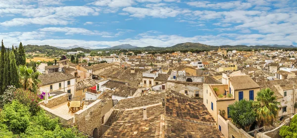 View over the roofs of the old town of Arta — Stock Photo, Image