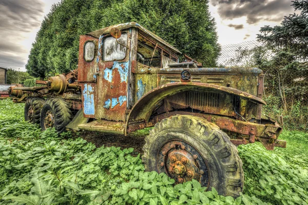 Camión basura oxidado —  Fotos de Stock