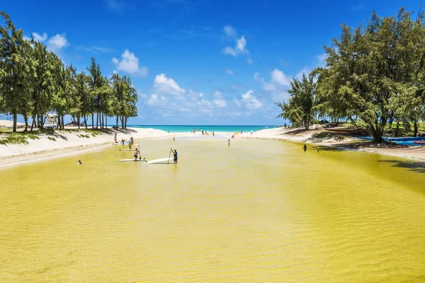 Kaelepulu Stream leading to Kailua Beach in Oahu, Hawaii — Stock Photo, Image